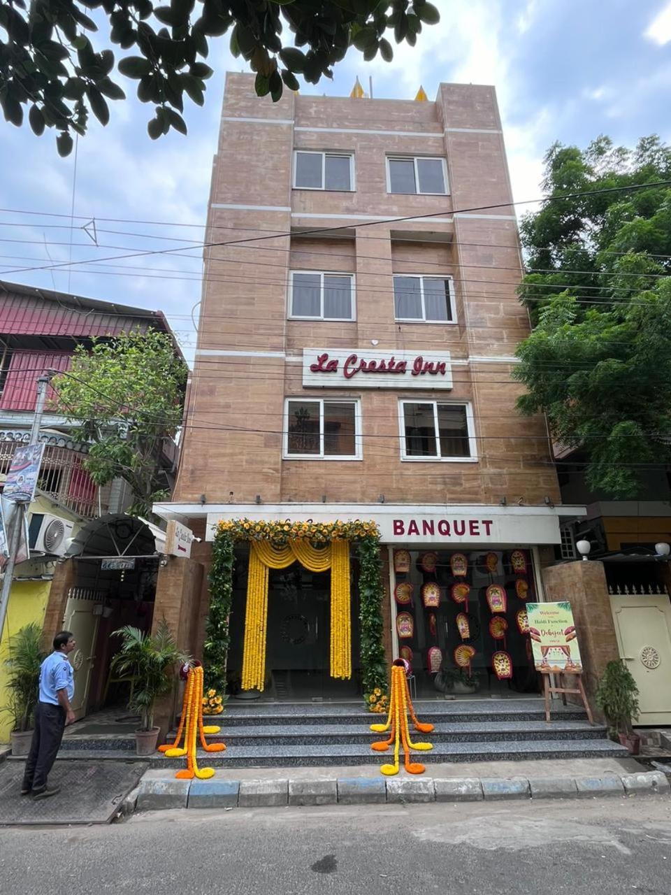 La Cresta Inn كولكاتا المظهر الخارجي الصورة