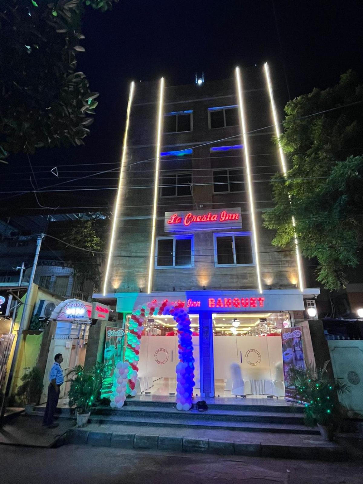 La Cresta Inn كولكاتا المظهر الخارجي الصورة