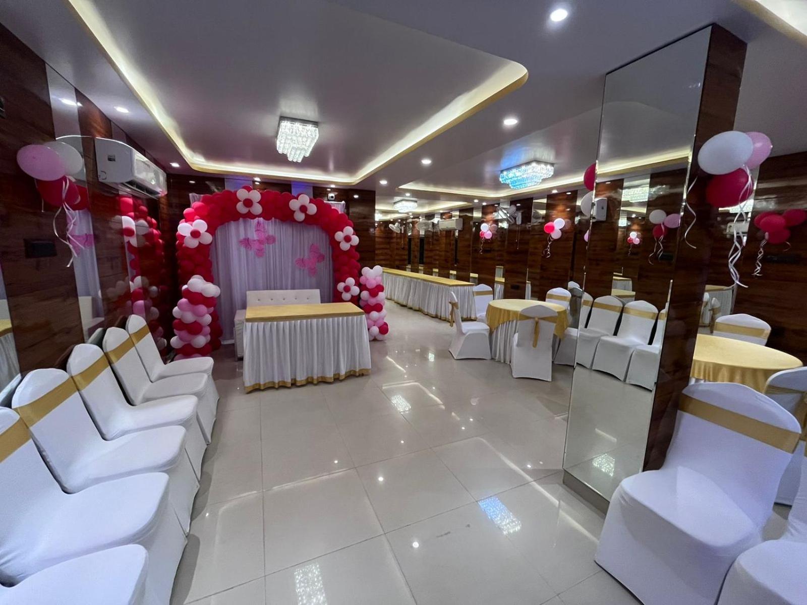 La Cresta Inn كولكاتا المظهر الخارجي الصورة
